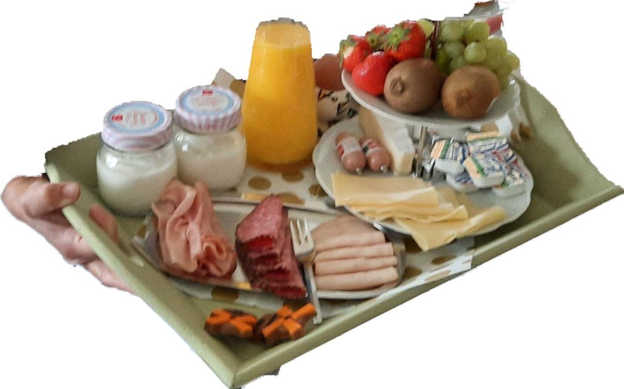 Bed and Breakfast Domstate Эе Экстерьер фото